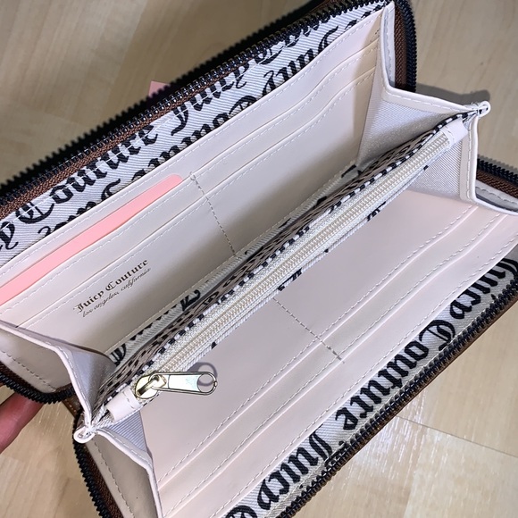 JUICY COUTURE GOTHIC STATUS Our Zips Large Wallet - Picture 6 of 6